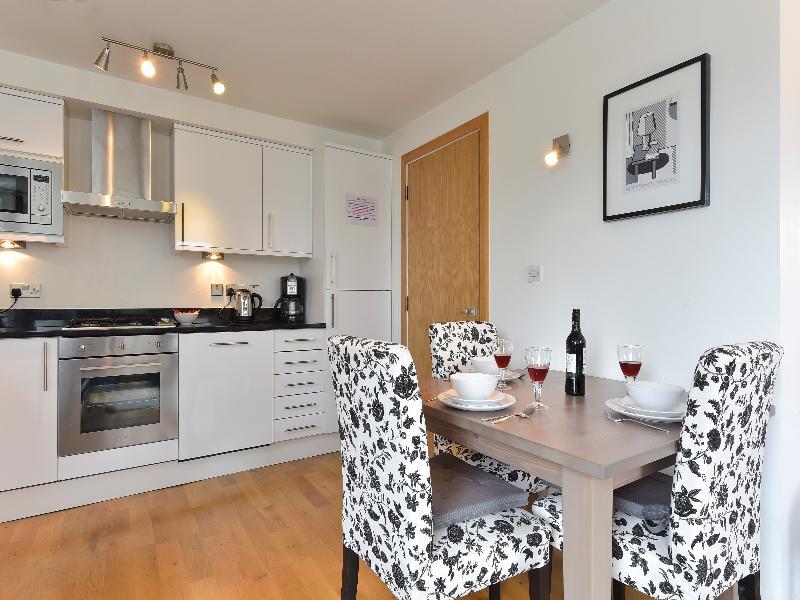 Amber Nike Apartments Лондон Экстерьер фото